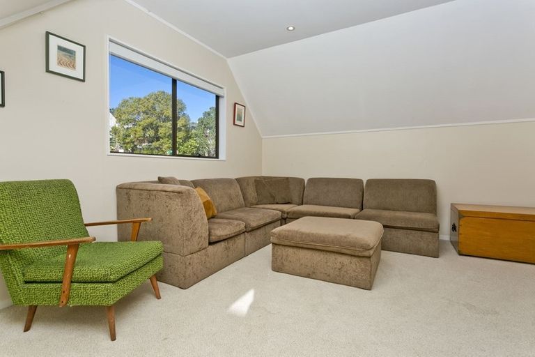 Photo of property in 65 Alton Avenue, Hillcrest, Auckland, 0627