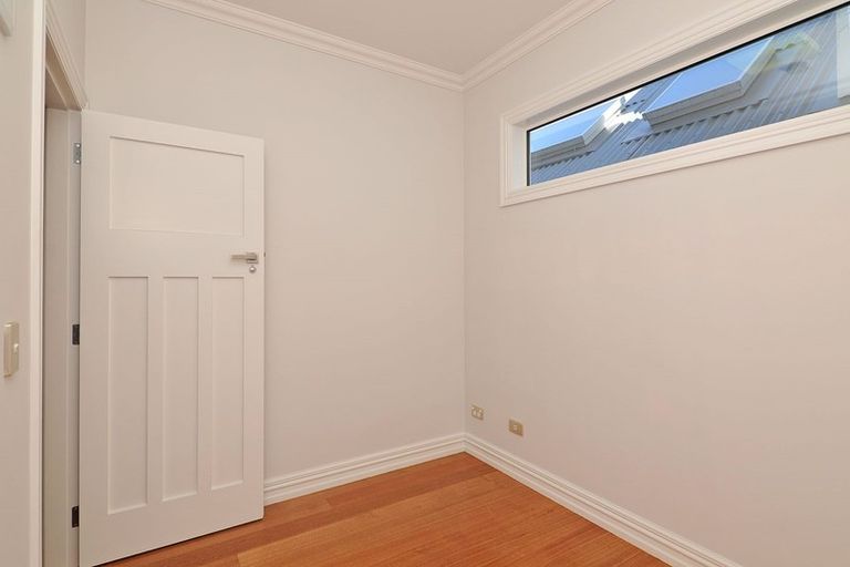 Photo of property in 63 Brougham Street, Mount Victoria, Wellington, 6011