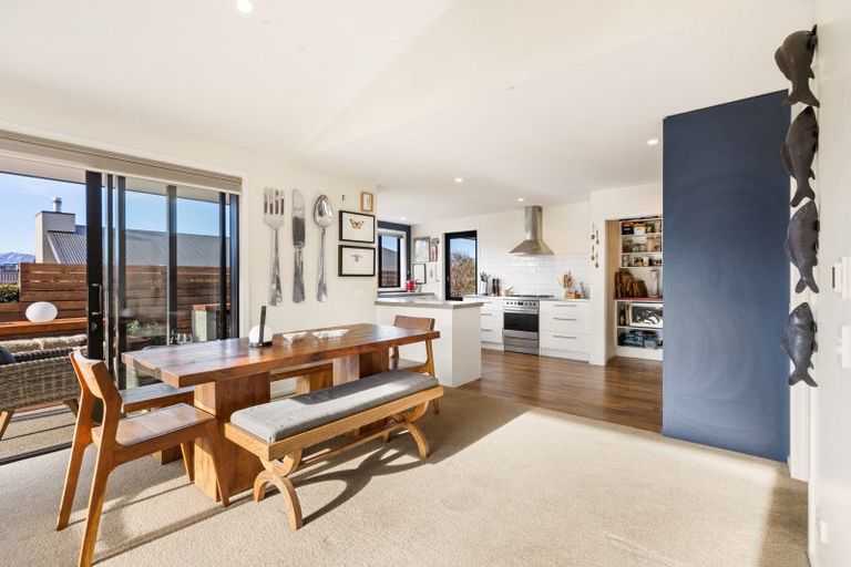 Photo of property in 2 Percy Lane, Wanaka, 9305