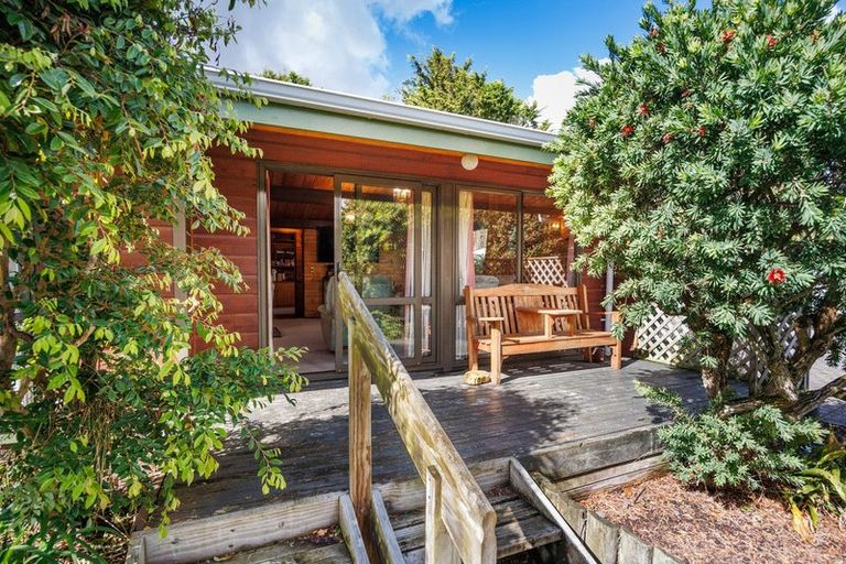 Photo of property in 8a Humphrey Street, Marton, 4710