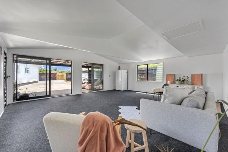 Photo of property in 19 Ben Lora Place, Mangere East, Auckland, 2024