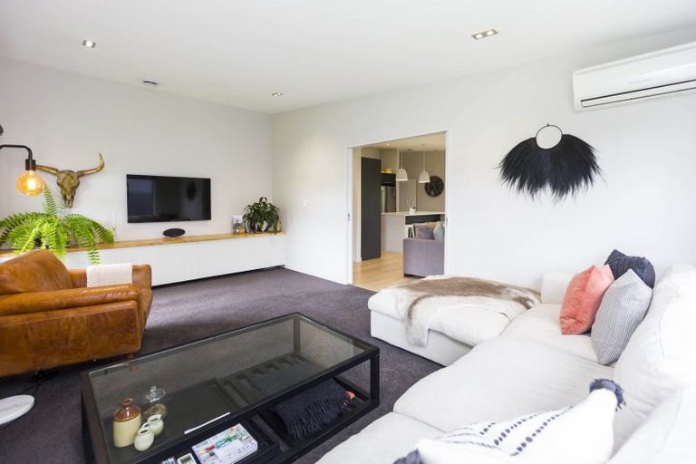 Photo of property in 21 Brentwood Street, Trentham, Upper Hutt, 5018