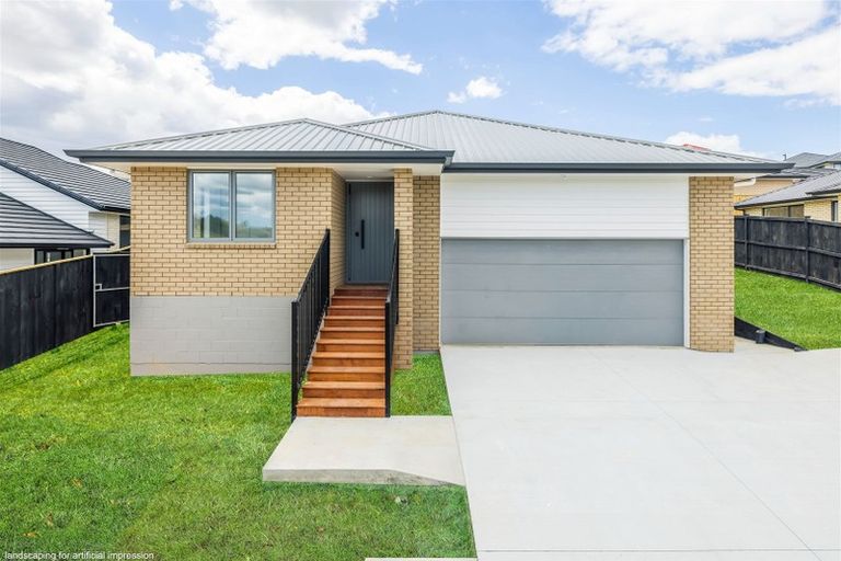 Photo of property in 137 Harriet Johnston Drive, Pokeno, 2402