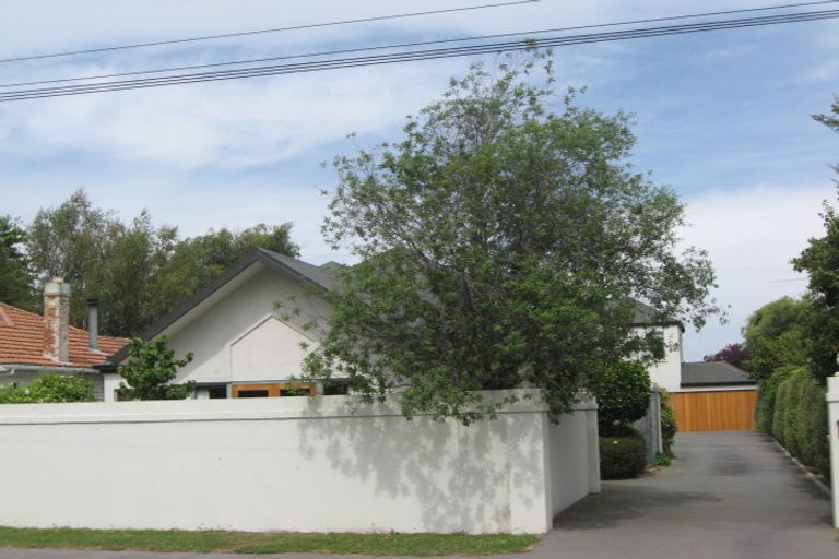 Photo of property in 1/104 Weston Road, St Albans, Christchurch, 8052