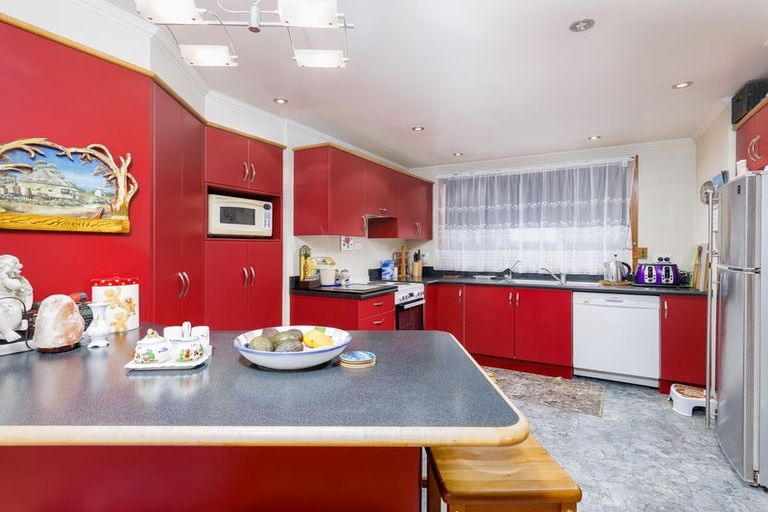 Photo of property in 8 Moorhouse Street, Waimate, 7924