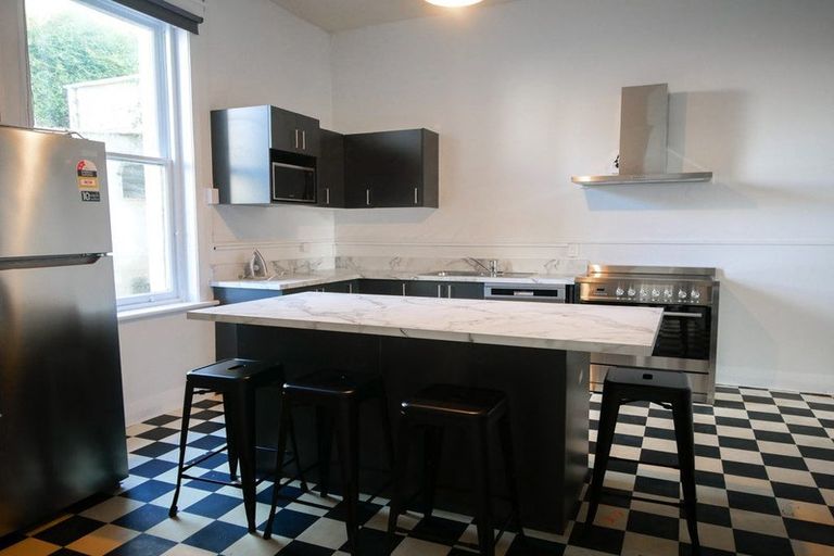 Photo of property in 43 Hope Street, Dunedin Central, Dunedin, 9016