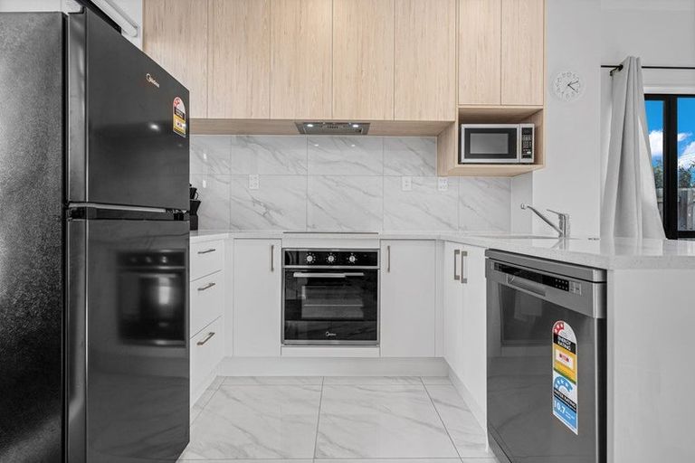 Photo of property in 98b Walmsley Road, Favona, Auckland, 2024