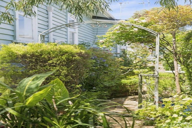 Photo of property in 1/61 Mcintyre Road, Mangere Bridge, Auckland, 2022