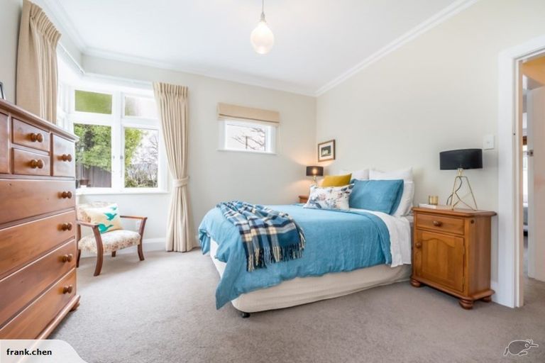 Photo of property in 1 Saint Ronans Avenue, Waterloo, Lower Hutt, 5011