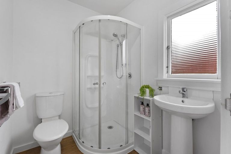 Photo of property in 99 Avonhead Road, Avonhead, Christchurch, 8042