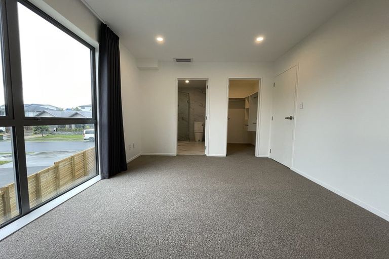 Photo of property in 11 Kokonga Lane, Silverdale, 0932