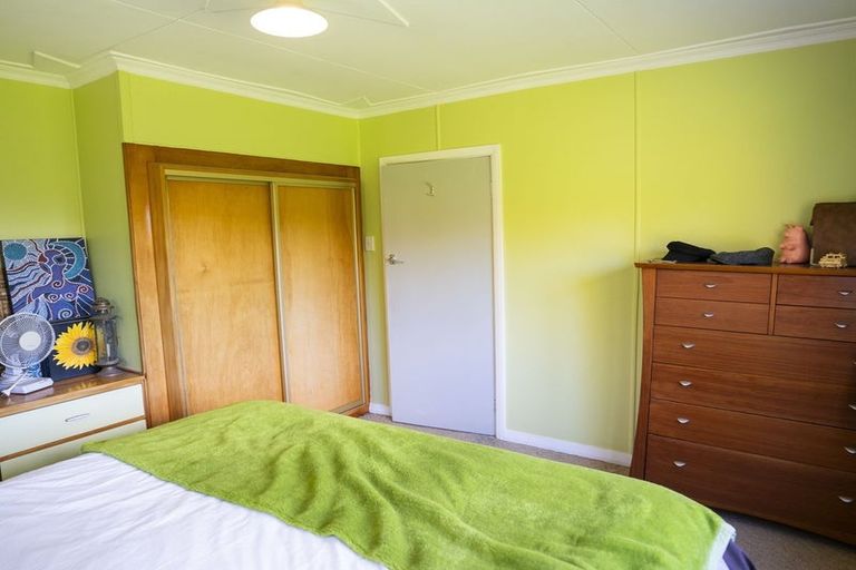 Photo of property in 42 Falcon Street, Palmerston, 9430