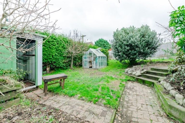 Photo of property in 40 Moana Road, Paraparaumu, 5032