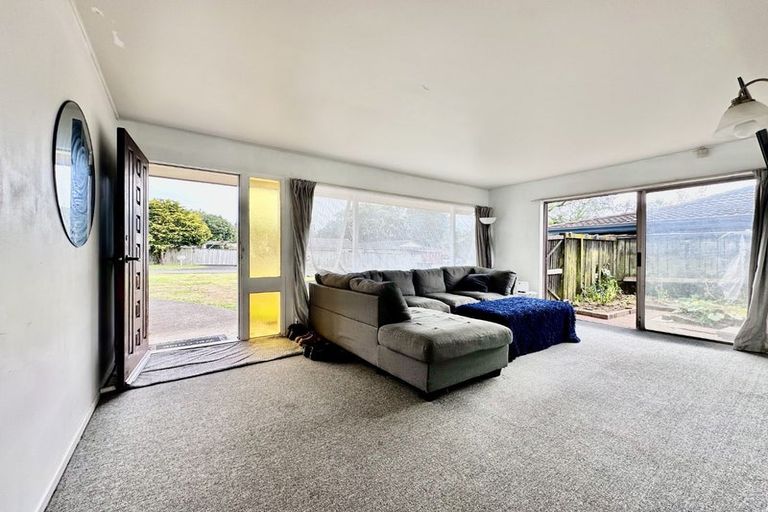 Photo of property in 24 Windoma Circle, Manukau, Auckland, 2025