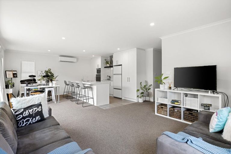 Photo of property in 45 Puhirake Crescent, Pyes Pa, Tauranga, 3112