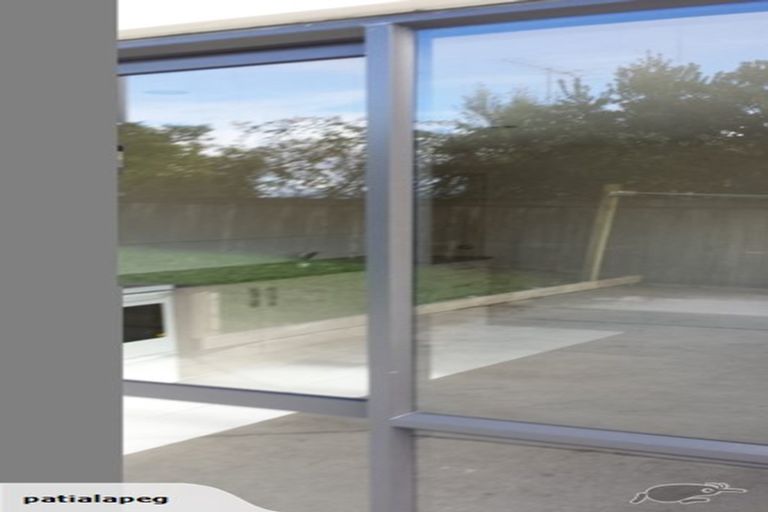 Photo of property in 68a Bradbury Road, Botany Downs, Auckland, 2010