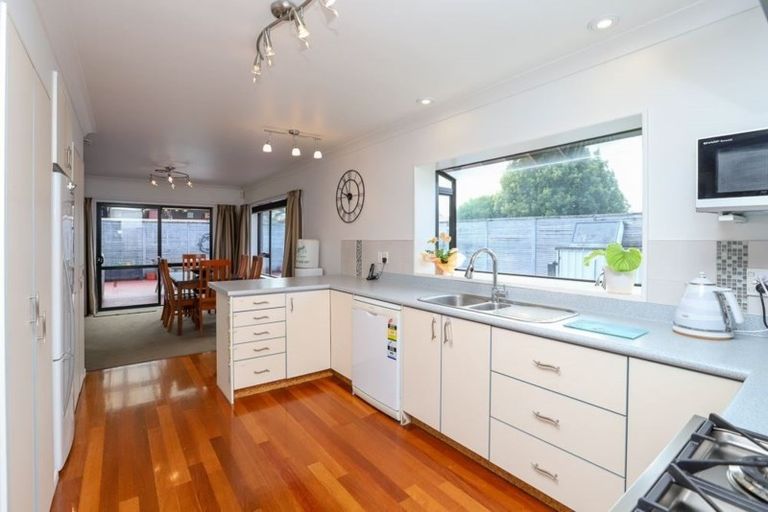 Photo of property in 27 Halcione Close, Flagstaff, Hamilton, 3210