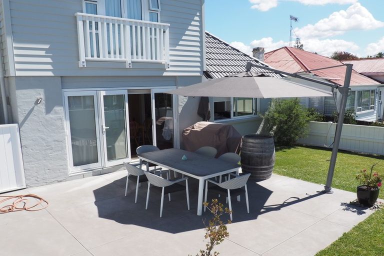 Photo of property in 1/44 Richmond Avenue, Northcote Point, Auckland, 0627