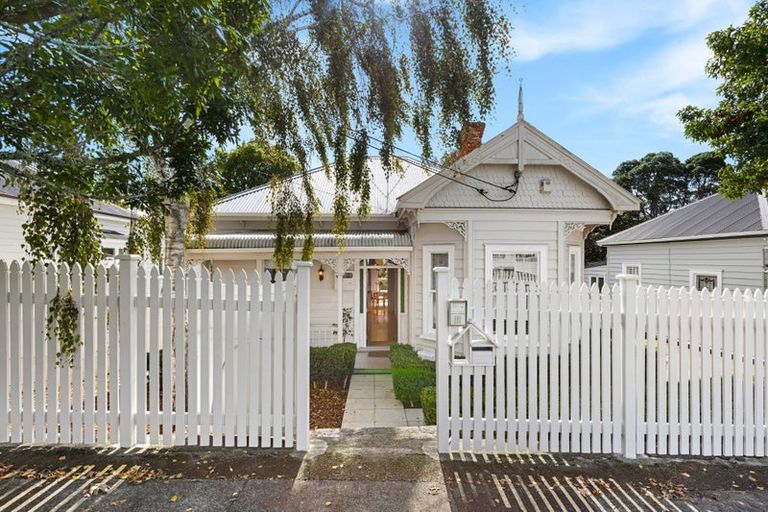 Photo of property in 20 Milton Road, Mount Eden, Auckland, 1024