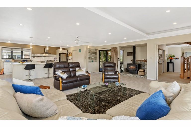 Photo of property in 74 Harbour View Road, Point Wells, Warkworth, 0986