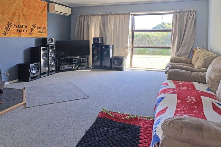 Photo of property in 105 Clyde Street, Balclutha, 9230