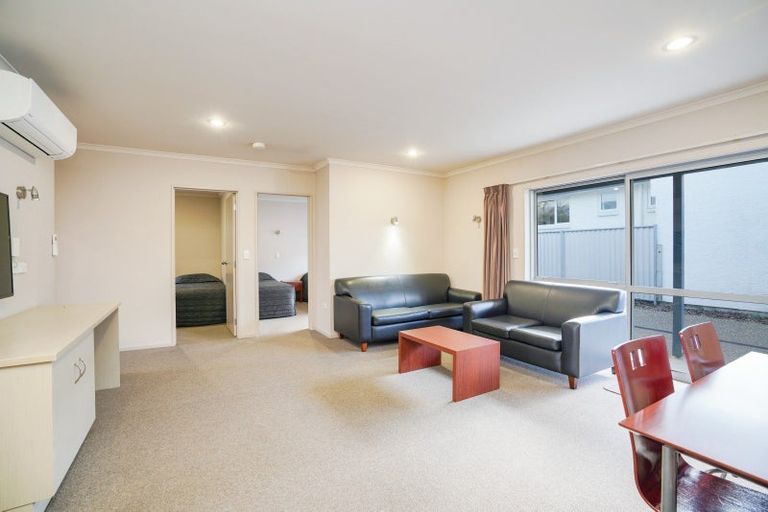 Photo of property in 12a-c Camden Street, Turnbull Thomson Park, Invercargill, 9810