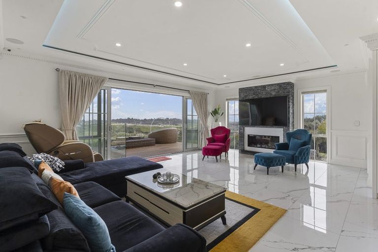 Photo of property in 34 Michael Bosher Way, Flat Bush, Auckland, 2019