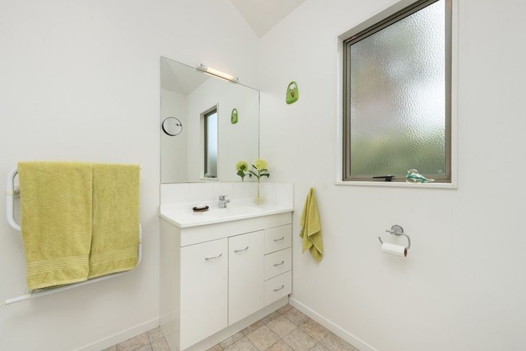 Photo of property in Seacrest, 27/200 Papamoa Beach Road, Papamoa Beach, Papamoa, 3118