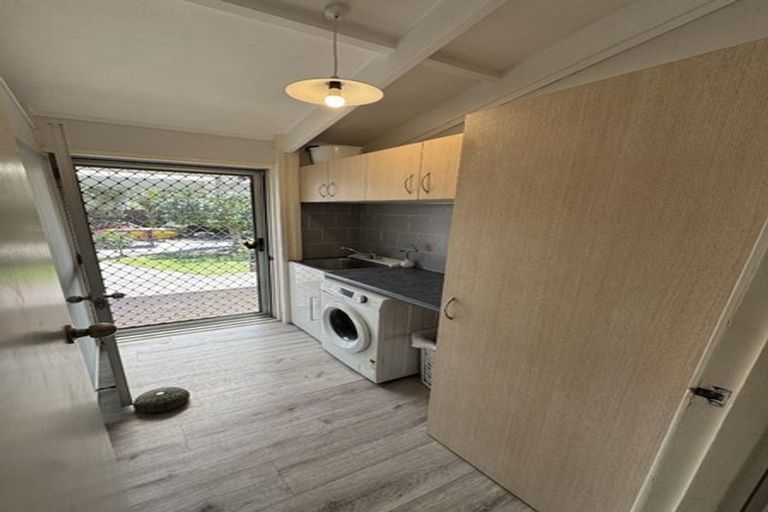 Photo of property in 38 Spriggs Crescent, Greenmeadows, Napier, 4112