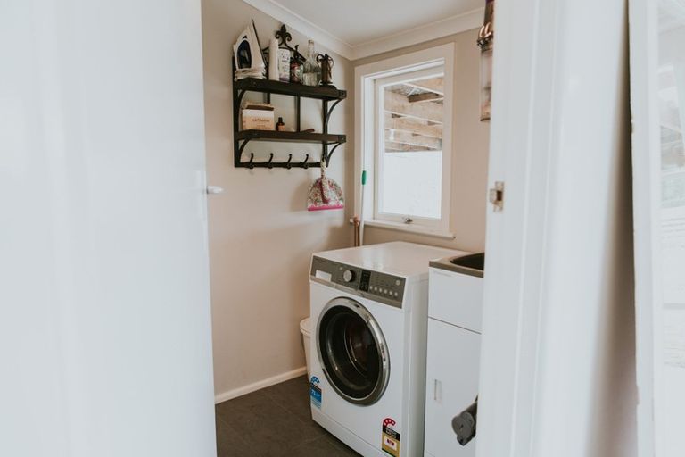 Photo of property in 1001 State Highway 2, Eskdale, Napier, 4182