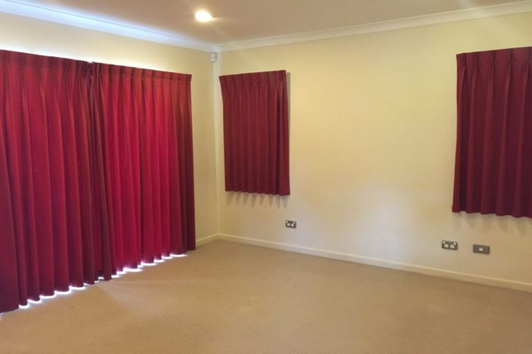 Photo of property in 63a Seabrook Avenue, New Lynn, Auckland, 0600