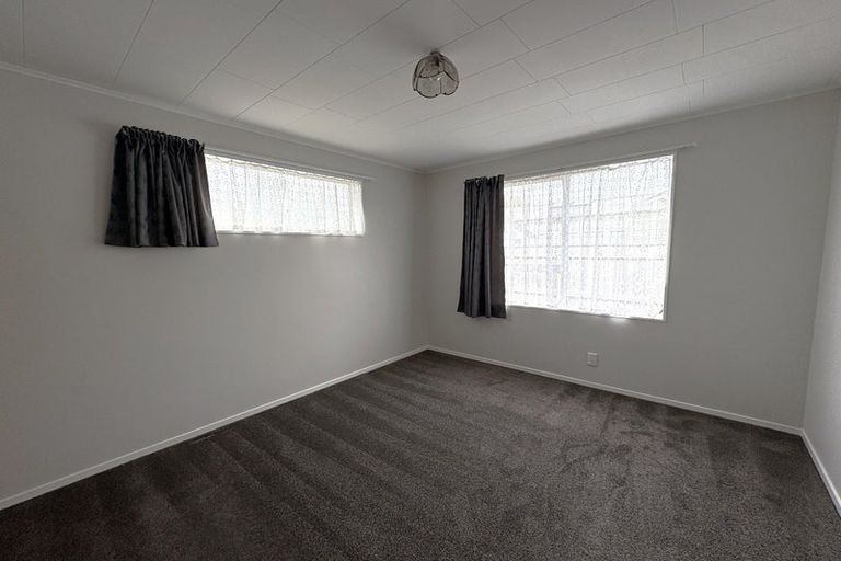 Photo of property in 2/122 William Street, Petone, Lower Hutt, 5012