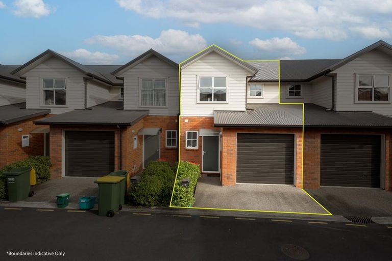 Photo of property in 53 Chiefs Court, Hamilton East, Hamilton, 3216