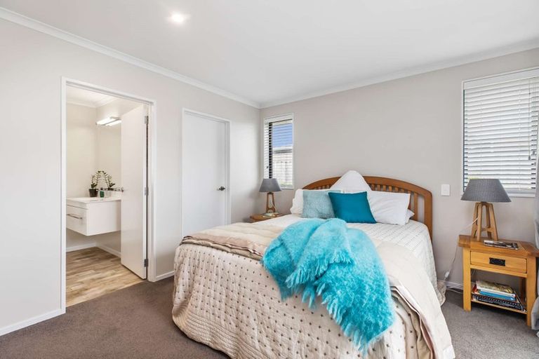 Photo of property in 12 Turpin Road, Riverhead, 0820