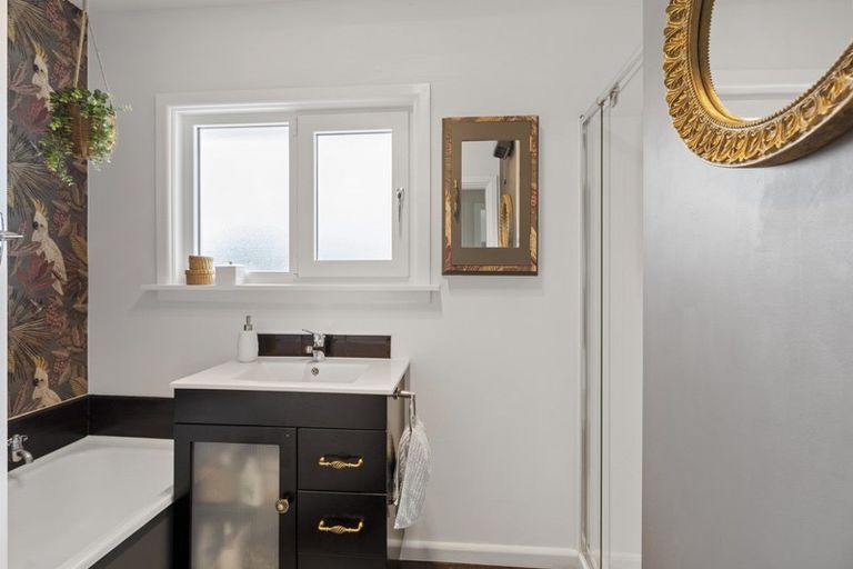 Photo of property in 77 Bridge Street, New Brighton, Christchurch, 8062