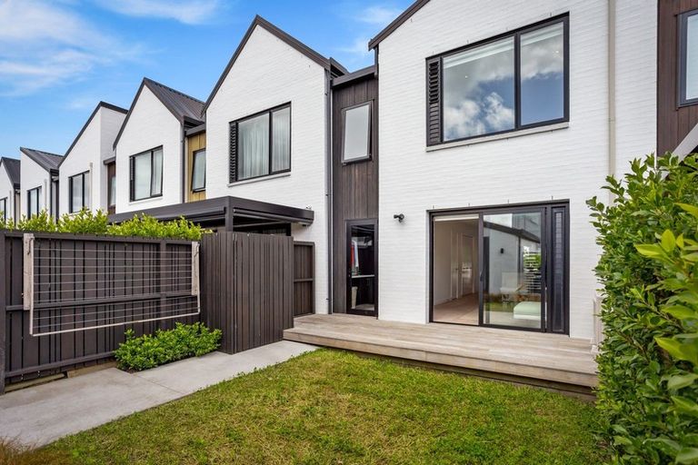 Photo of property in 108 Buckley Avenue, Hobsonville, Auckland, 0616