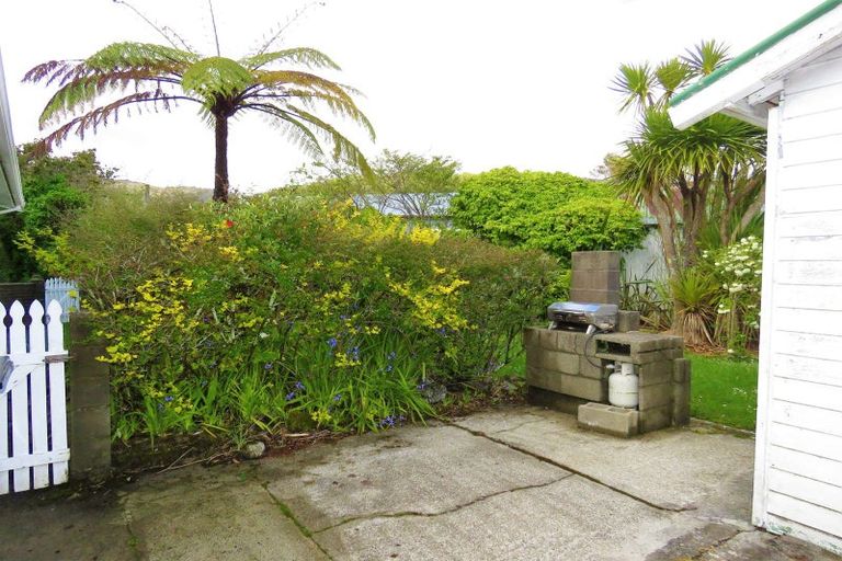 Photo of property in 2 Stewart Street, Waimangaroa, Westport, 7891