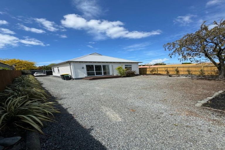 Photo of property in 140 Hills Road, Edgeware, Christchurch, 8013