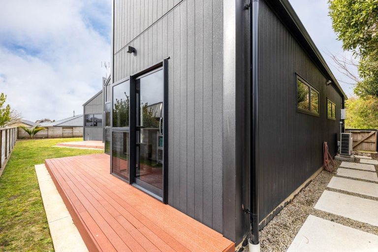 Photo of property in 62 Miro Street, Inglewood, 4330