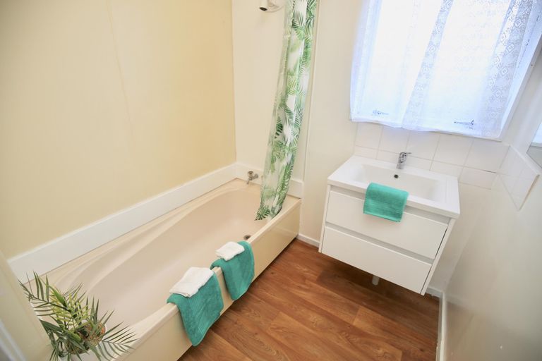 Photo of property in 64a Bandon Street, Frankton, Hamilton, 3204