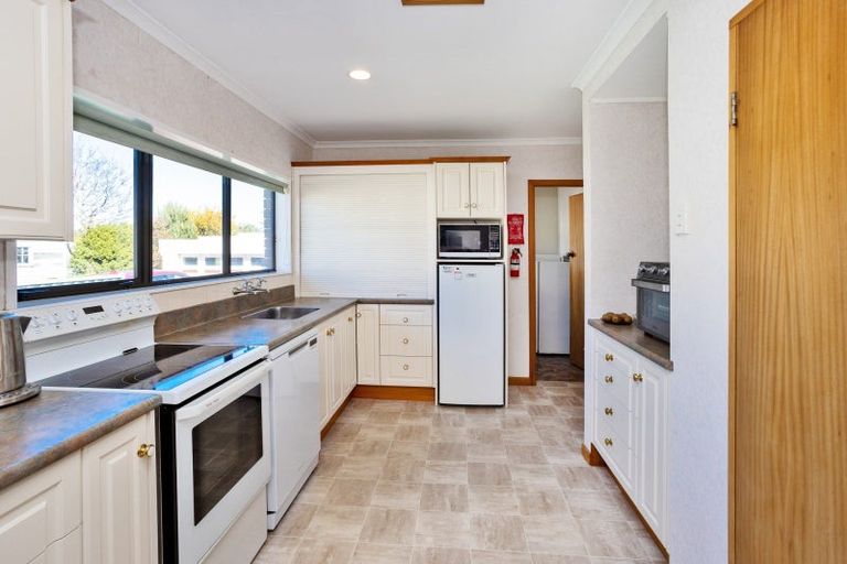 Photo of property in 24 Palmer Street, Grasmere, Invercargill, 9810