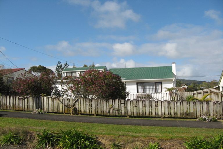 Photo of property in 70 Mcentee Road, Waitakere, Auckland, 0816