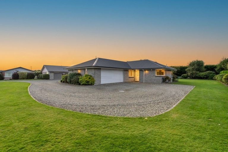 Photo of property in 8 Mcauley Place, Waikiwi, Invercargill, 9810