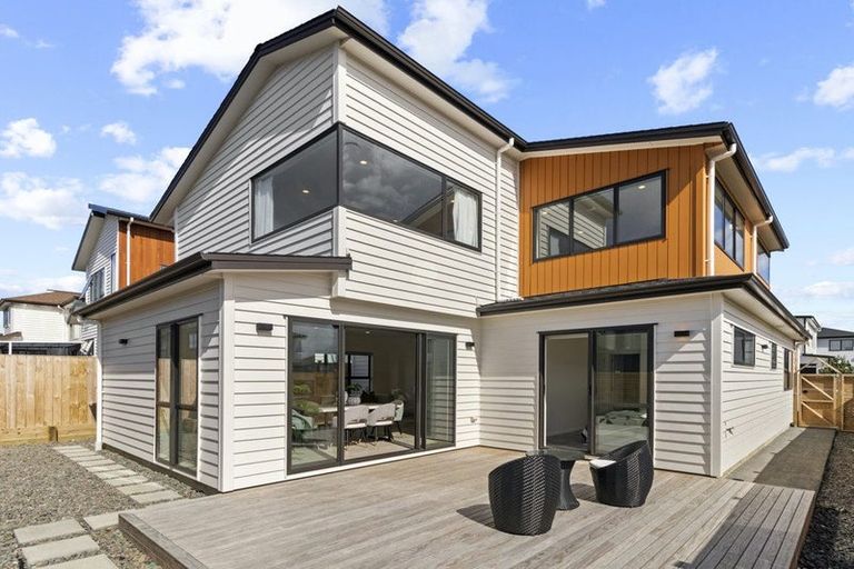 Photo of property in 51 Turret Lane, Hobsonville, Auckland, 0616