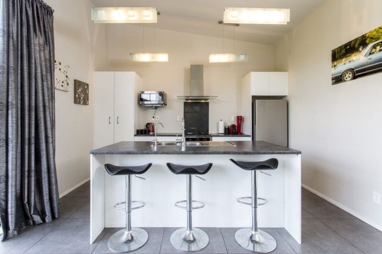 Photo of property in 18 Omana Avenue, Shelly Beach, Helensville, 0874