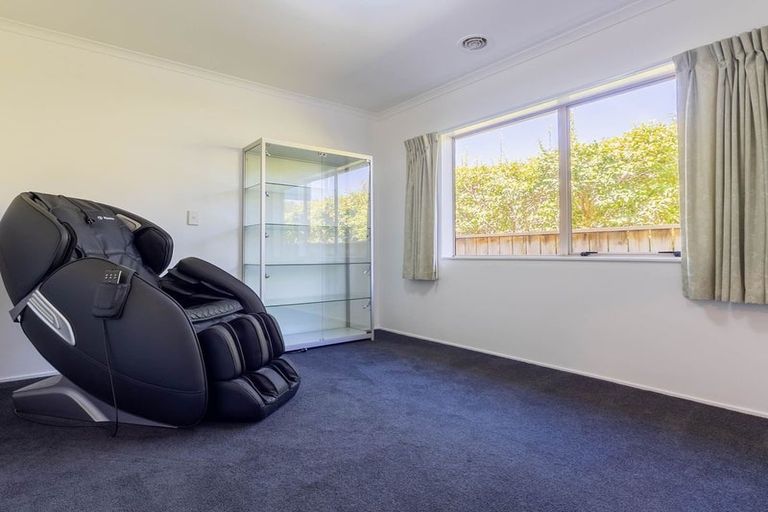 Photo of property in 39 Wood Leigh, Paraparaumu Beach, Paraparaumu, 5032