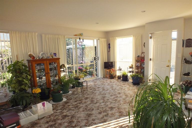 Photo of property in 13/13 Sylvan Street, Hillmorton, Christchurch, 8024