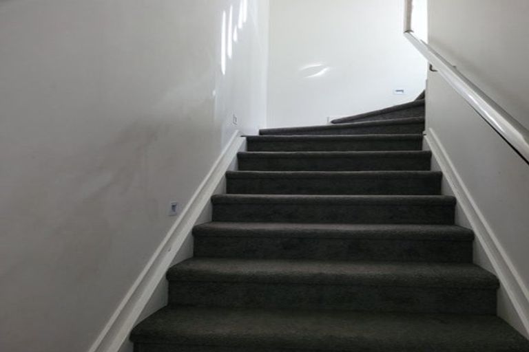 Photo of property in 10d Kelkirk Street, Kelston, Auckland, 0602
