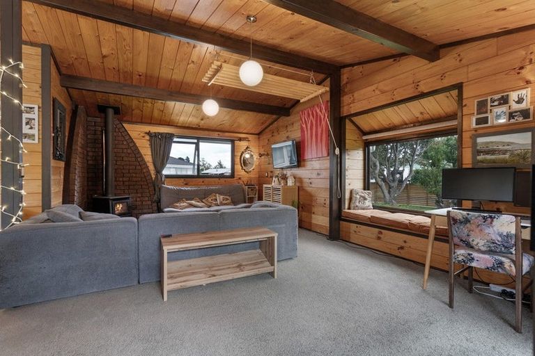 Photo of property in 7 Deller Drive, Carterton, 5713