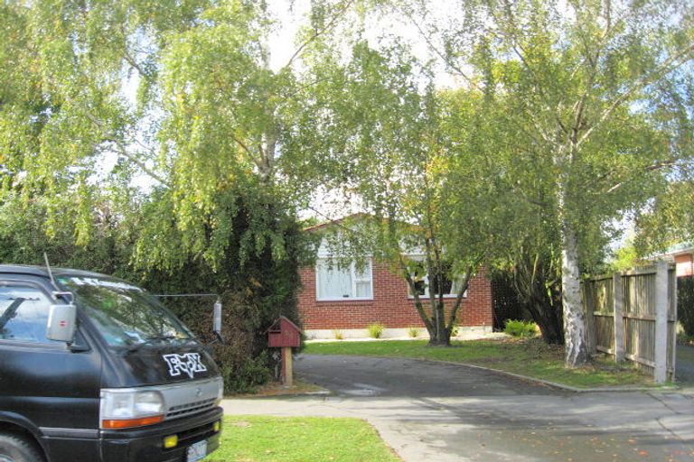 Photo of property in 54 Hounslow Street, Ilam, Christchurch, 8041